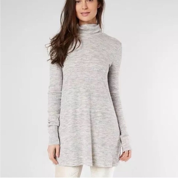 NWT Free People Stone Cold Turtleneck
Split Back Tunic Top - Picture 2 of 11